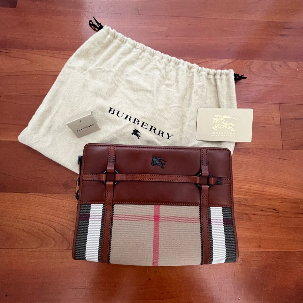 Burberry Check zip pouch